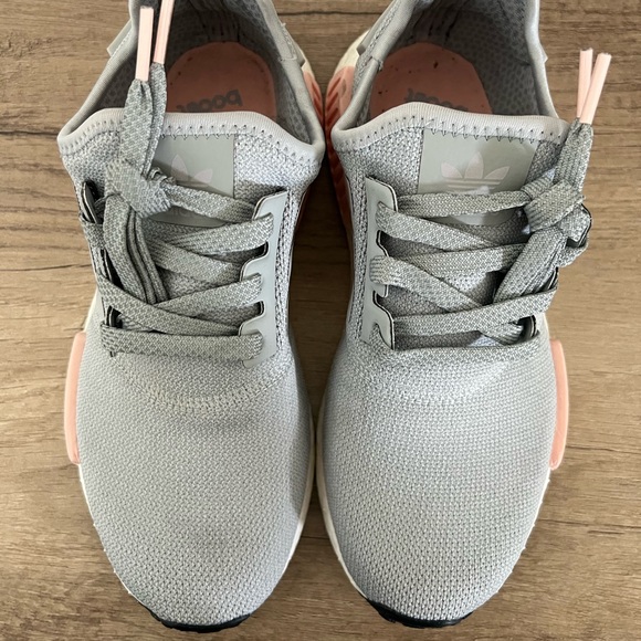 NMD R1 - Picture 2 of 4